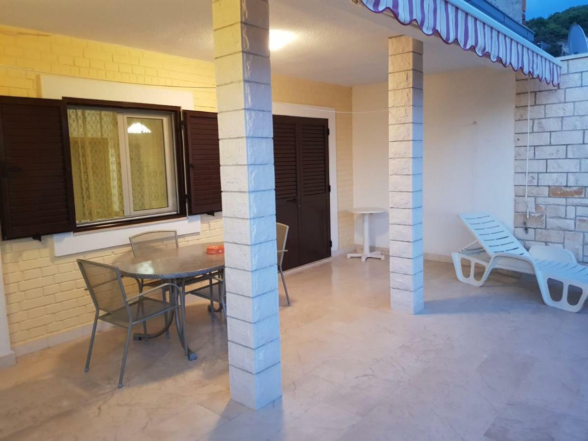 Apartman Nino Округ-Доньи Экстерьер фото